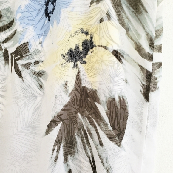 2/$35 Cleo Sheer Layered Tropical Print Summer Top Size M EUC - Picture 6 of 15